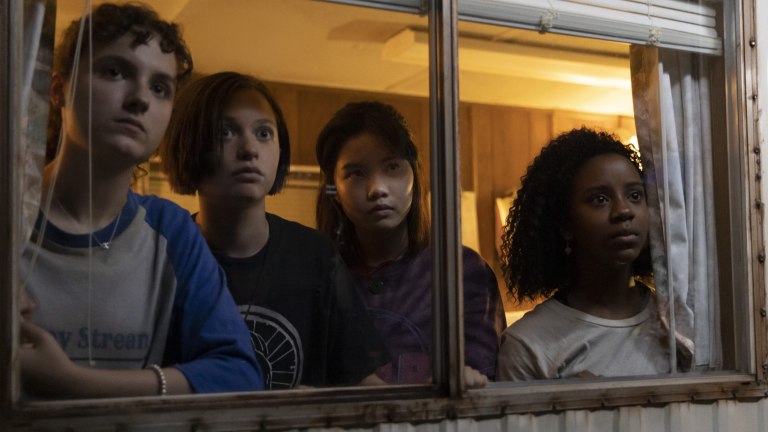 KJ Brandman (Fina Strazza), Mac Coyle (Sofia Rosinsky), Erin Tien (Riley Lai Nelet), and Tiffany Quilkin (Camryn Jones) on Paper Girls